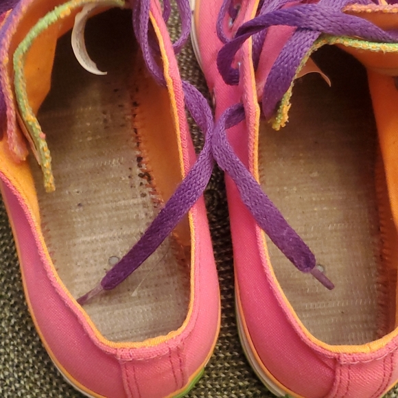 Colorful Converse size 7 - Picture 8 of 11